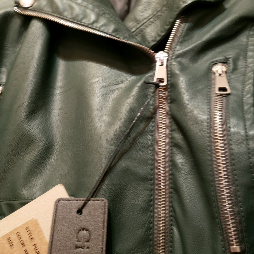 Jacket - Picture 3 of 5